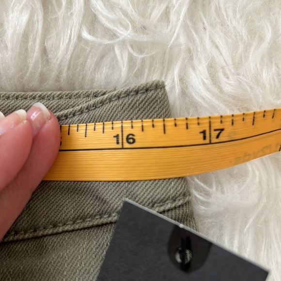 High rise shorts - Picture 5 of 5